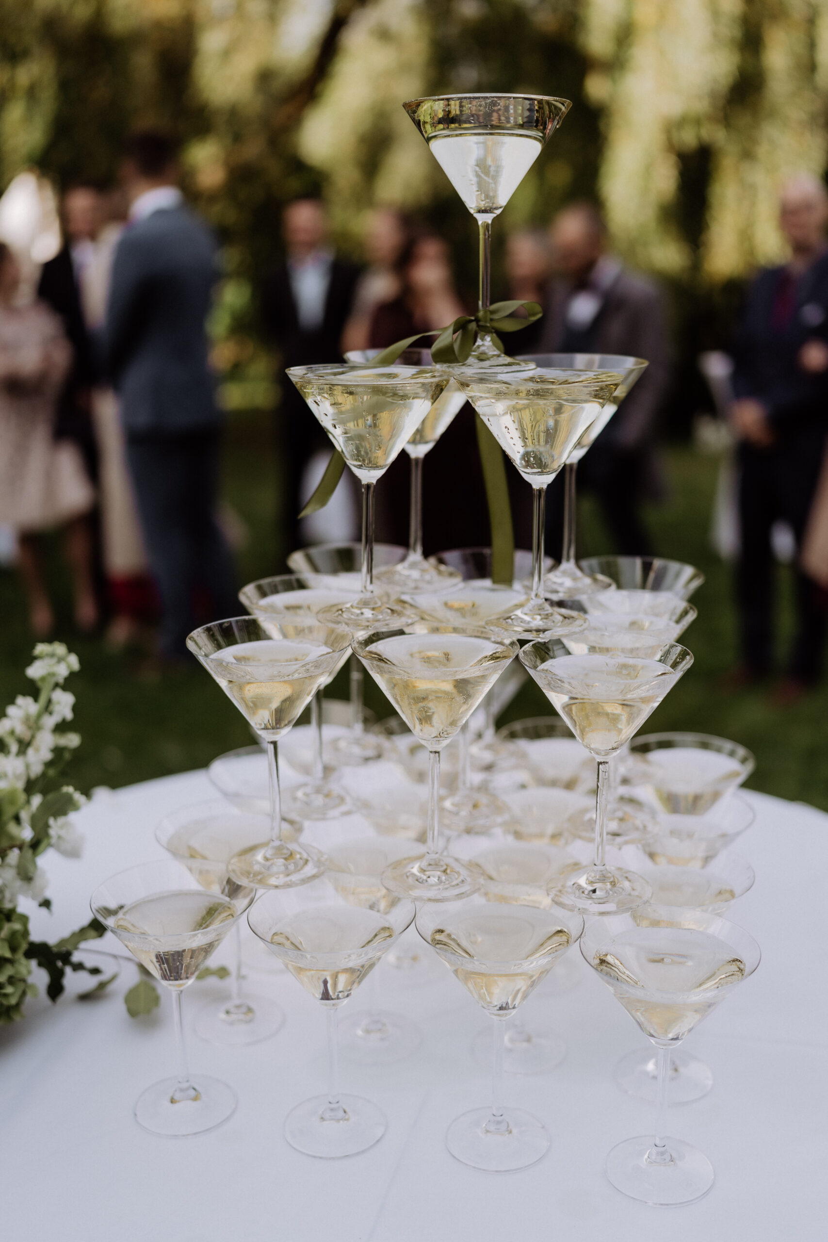 Freie Trauung Berlin Brandenburg, Hochzeitsscheune, Besonders heiraten, Hochzeitslocation, Champagnerpyramide, Hochzeit Brandenburg