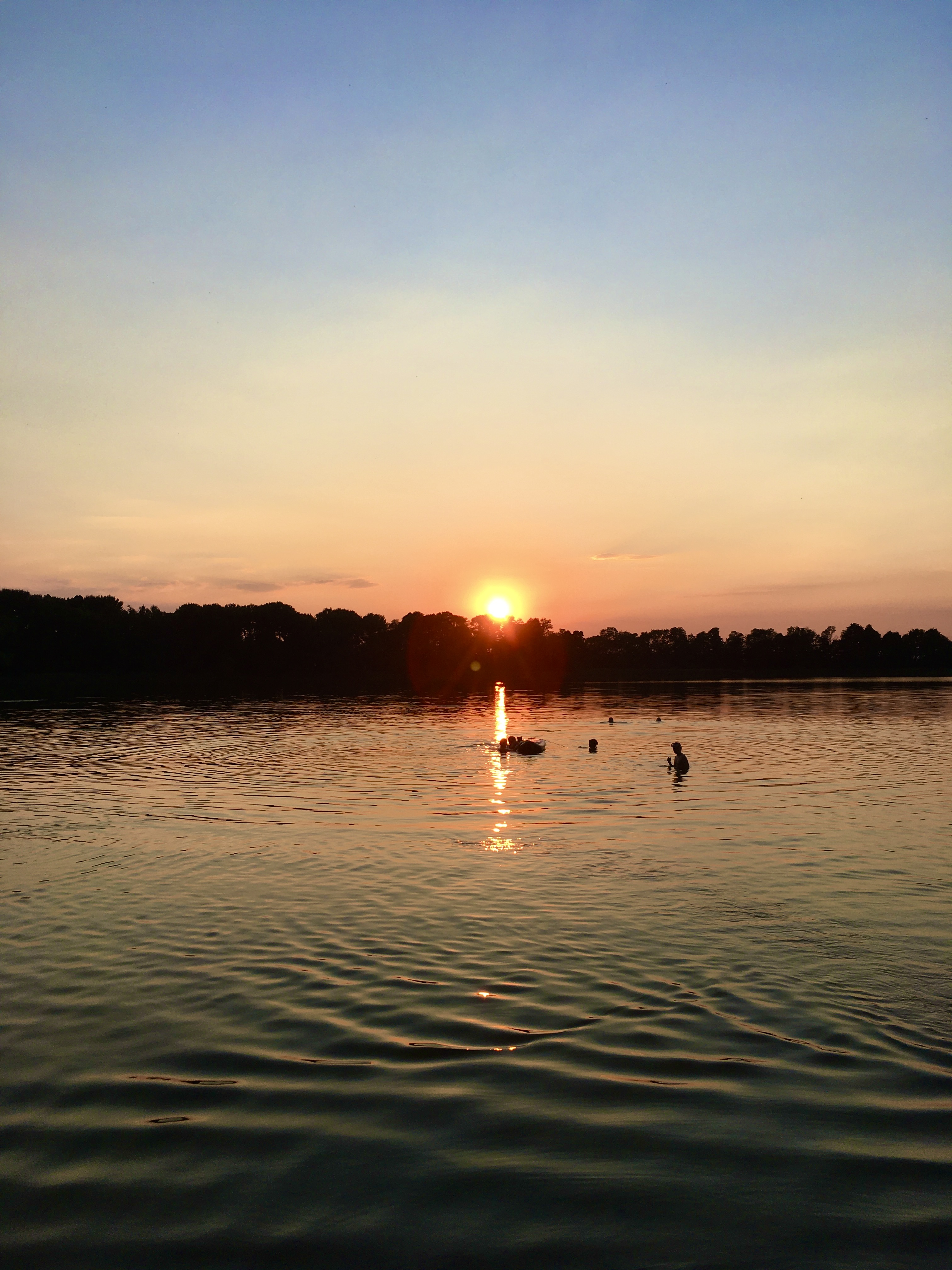 Hochzeitslocation, besonders heiraten, Grillabend, Festscheune